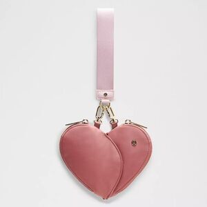 NWT Heart Dual Pouch Wristlet Detachable - Spiced Chai/Pink Haze/Gold